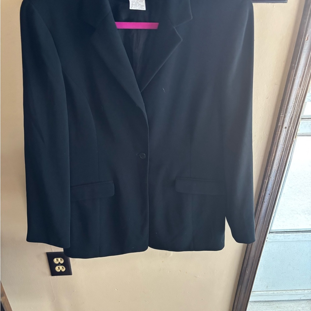 Jones New York Elegant Black Blazer